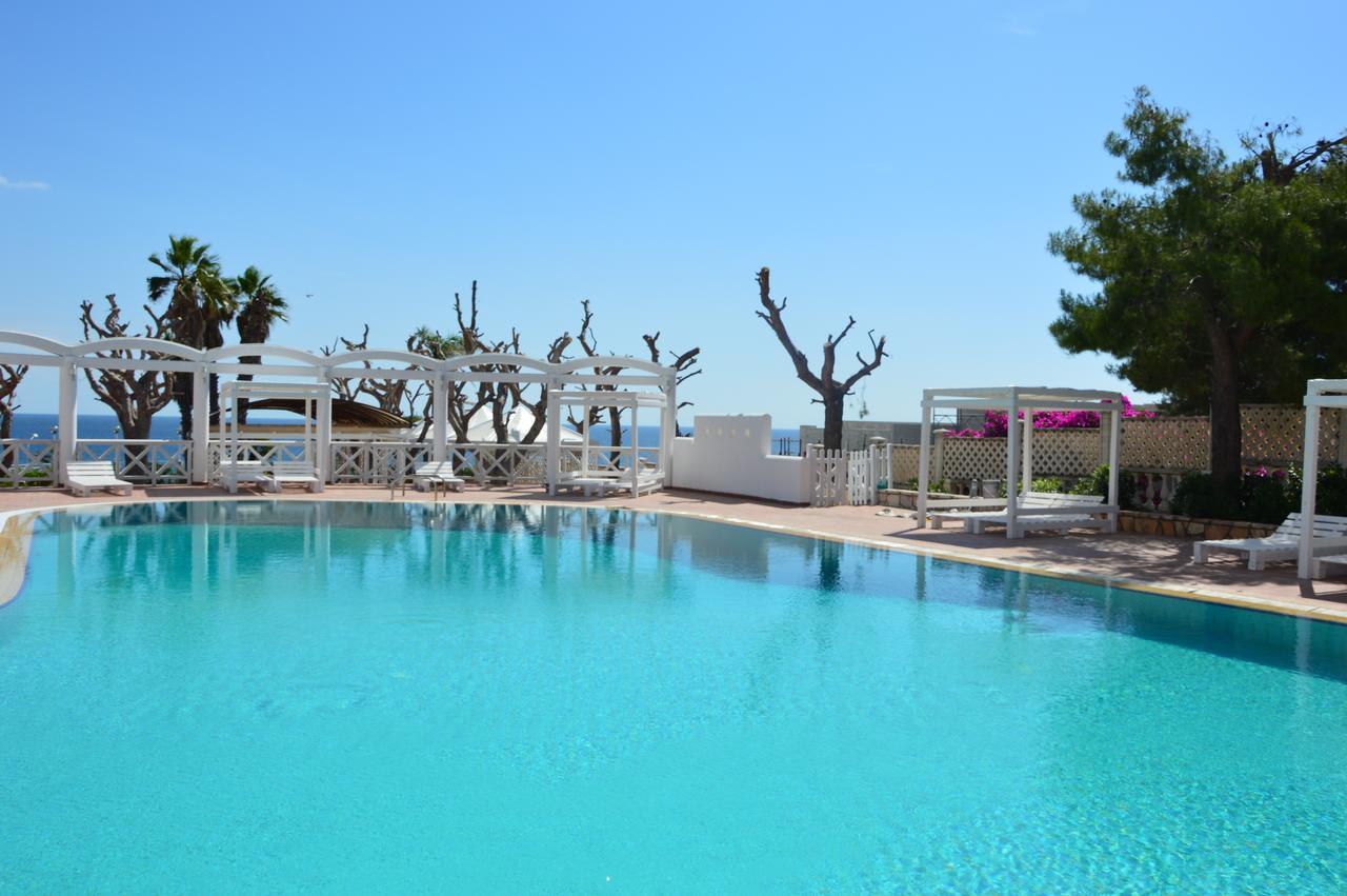 Hotel Residence La Corvetta Monopoli Exterior photo