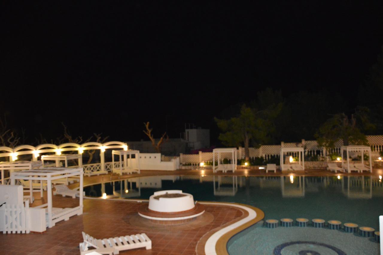 Hotel Residence La Corvetta Monopoli Exterior photo