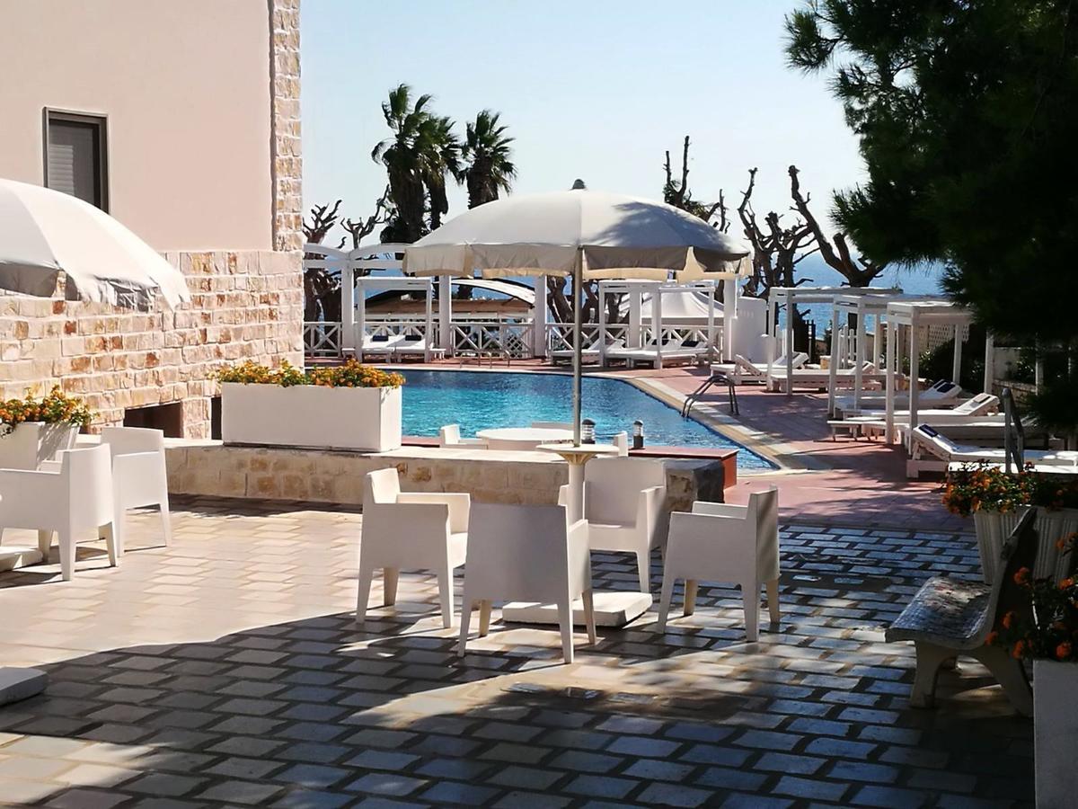Hotel Residence La Corvetta Monopoli Exterior photo